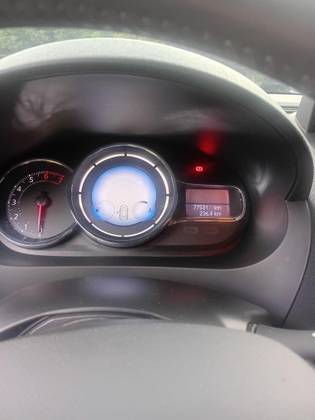 RENAULT FLUENCE 2.0 DYNAMIQUE PLUS 16V FLEX 4P AUTOMÁTICO